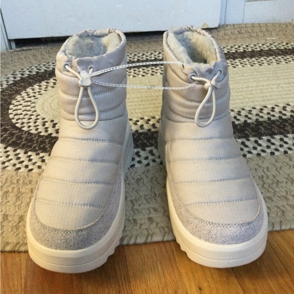 UGG Maxxer mini boot - Picture 3 of 8